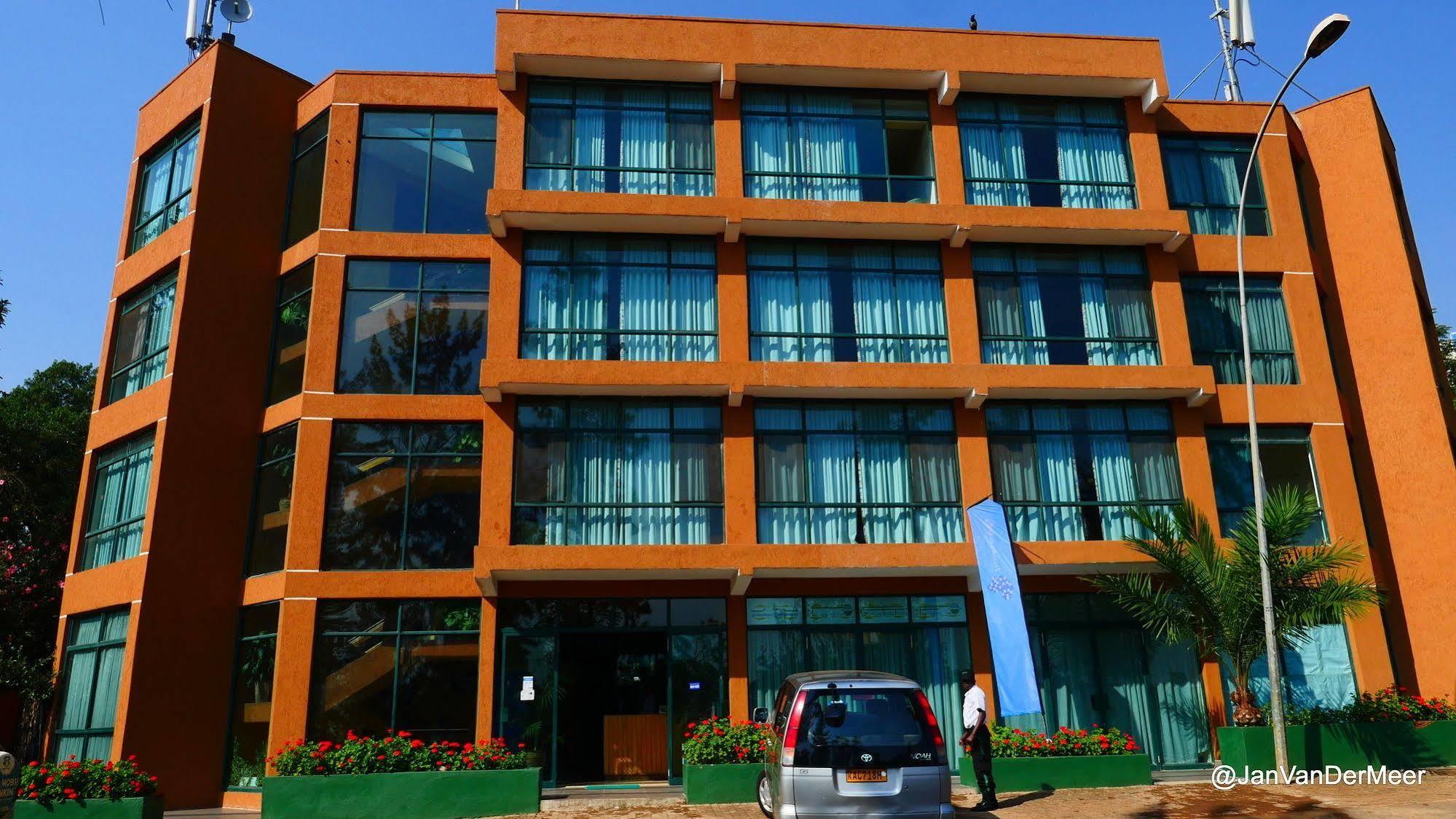 Gorillas City Centre Hotel คิกาลี ภายนอก รูปภาพ